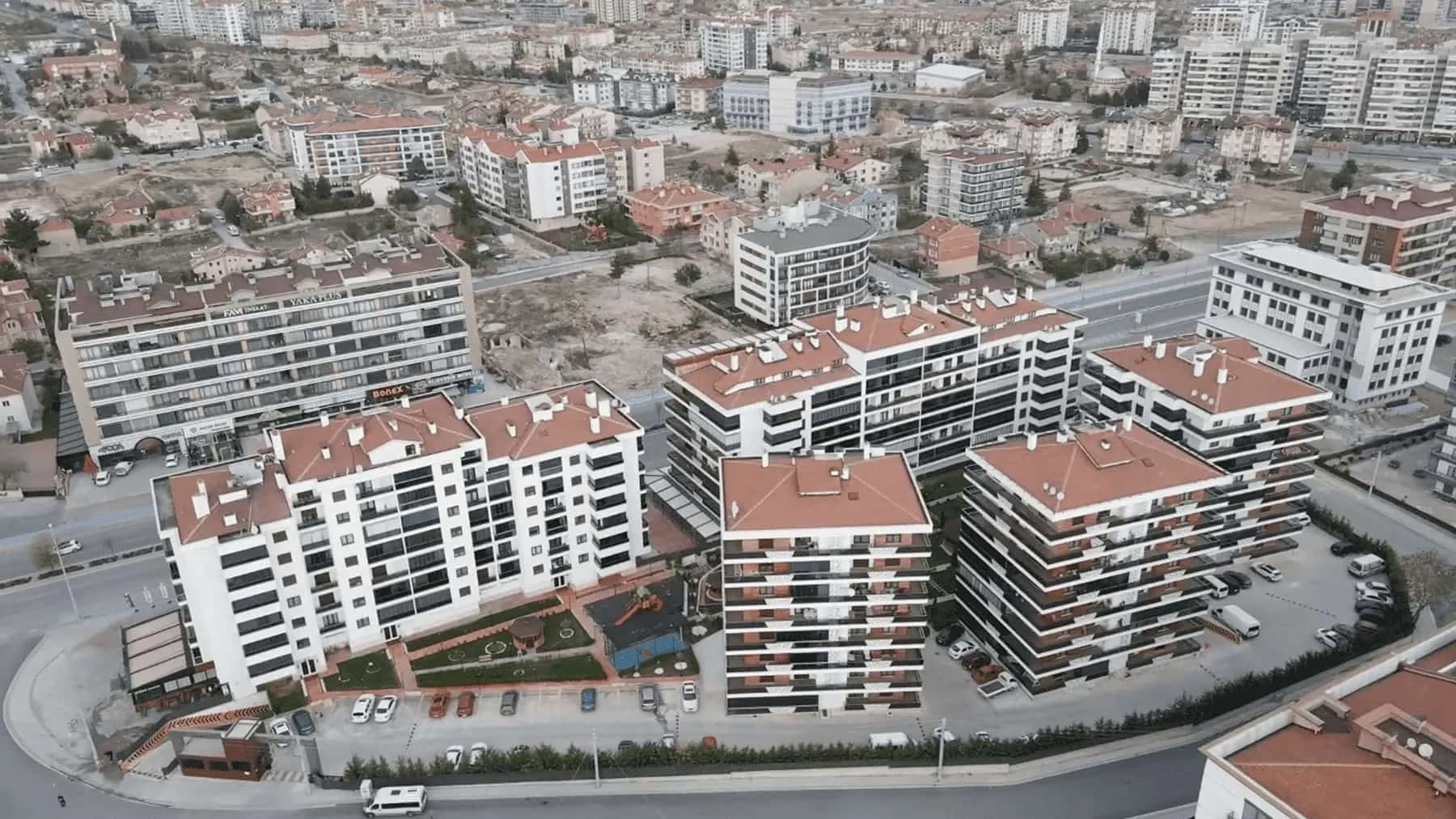 Görgülü Deluxe, görsel 2